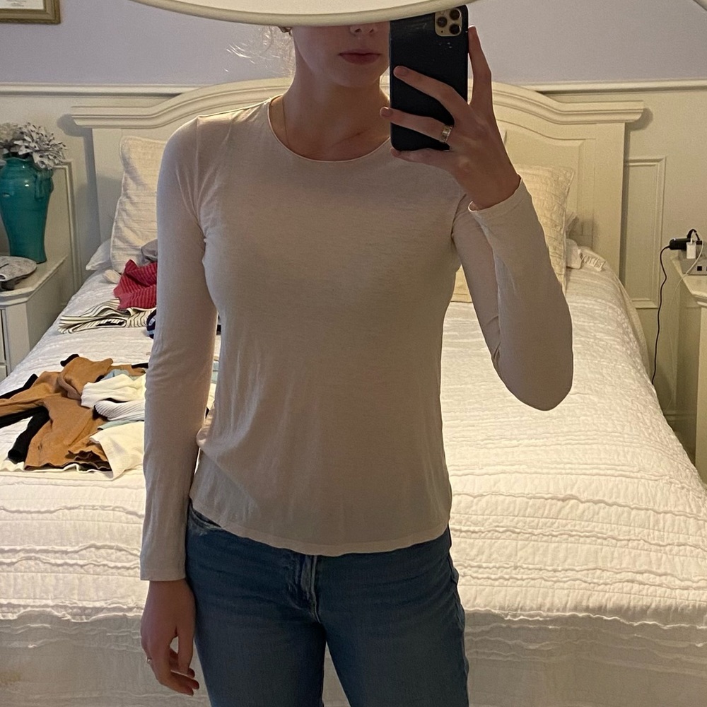 Theory Long Sleeve Cashmere Crew